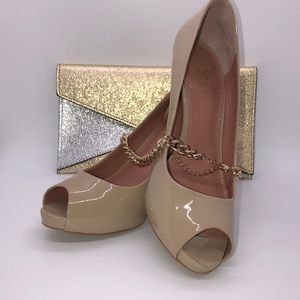 VINCE CAMUTO Patent Open Toe Heels